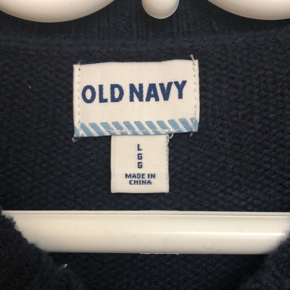 Old navy, navy blue and grey striped v-neck - Picture 2 of 5